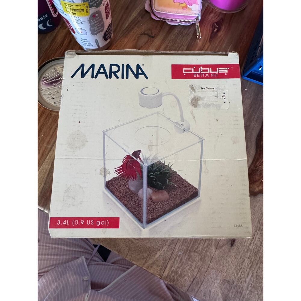 BETA AQUARIUM Marina Cubus Betta Kit Glass Aquarium With LED Lamp